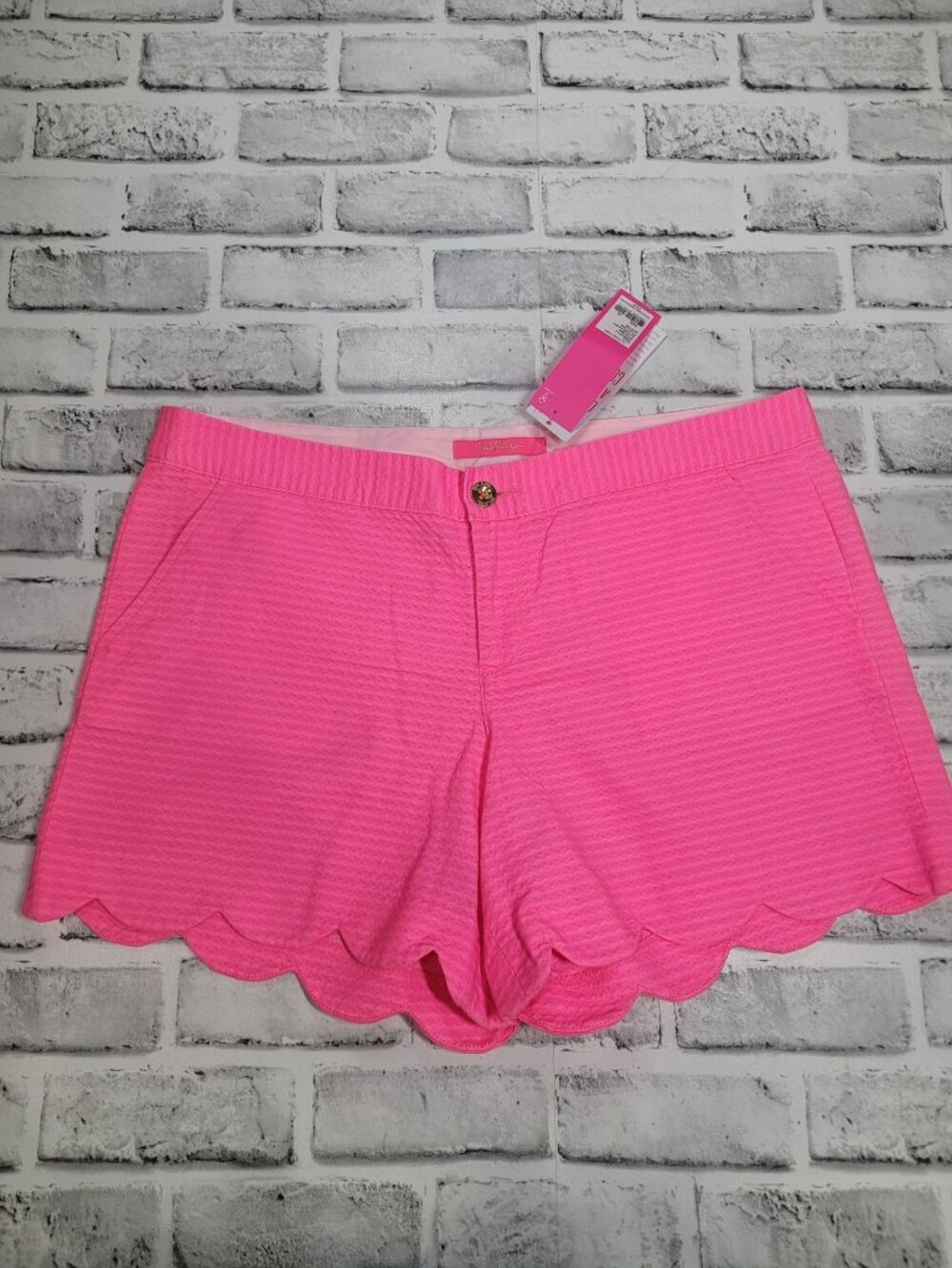 NWT Lilly Pulitzer Buttercup Shorts Aura Hot Pink Scallop Hem Size 10